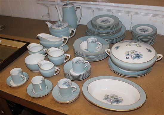 Worcester Woodland part dinner & coffee set